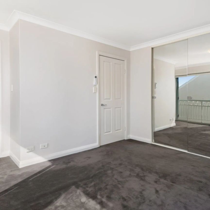 15 Taylors Drive, Lane Cove. - Photo 1