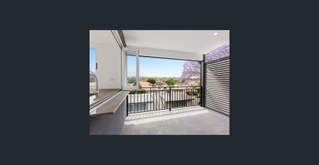 Sophisticated Beach Side Living - Photo 4