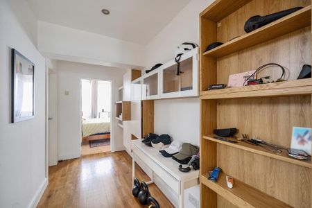 3 bedroom flat to rent - Photo 5