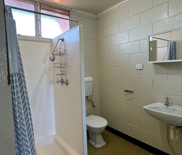 This 2 bedroom, 1 bathroom double story unit is up for lease - Photo 5