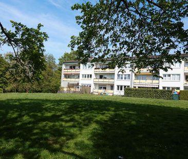 Helle, gut geschnittene und neu renovierte 4,5 Zimmer- Wohnung - Foto 1