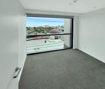 Manukau, 2 bedrooms UNFURNISHED - Photo 3