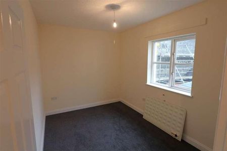 Royal Clarence Apts, EX34 - Photo 4