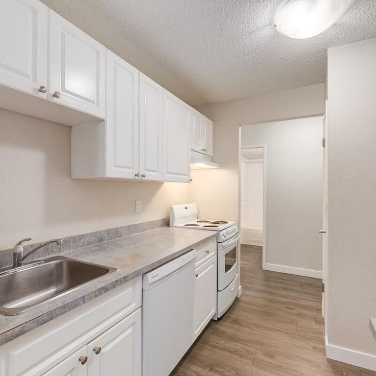 Premier Suite - 2 Bedroom - Photo 1