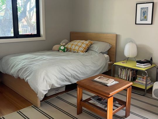 Flemington - Photo 1