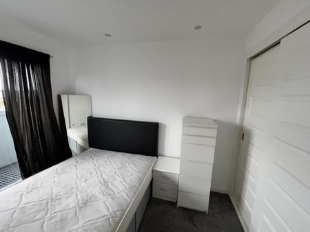 HAWKHILL, City Centre, 15 Flat 11 Byzantium Apartments, DD15 DL, Dundee - Photo 2