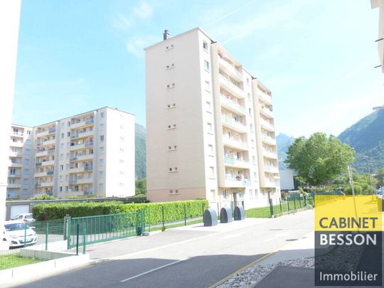 Location Appartement 3 pièces 52m² ST EGREVE 38120 - Photo 1