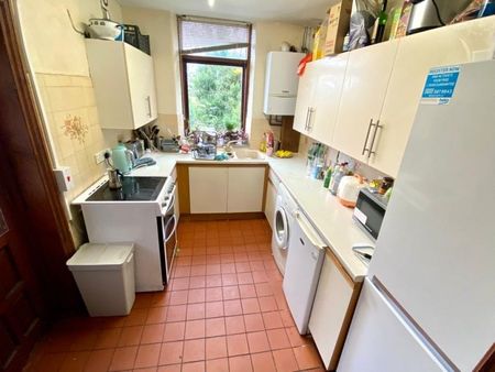 4 bedroom house share to rent - Photo 5