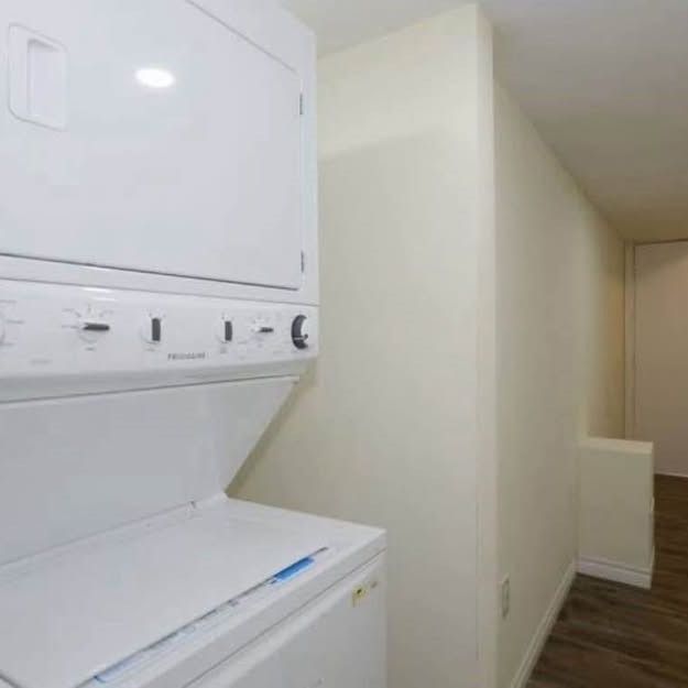 For Lease - 109 George Robinson Drive, Brampton, Ontario - Photo 1