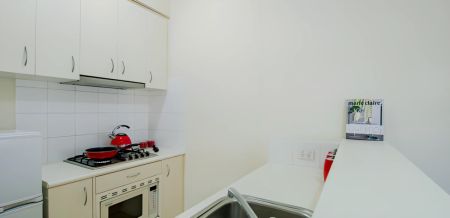 1 Bedroom Premium - Photo 2