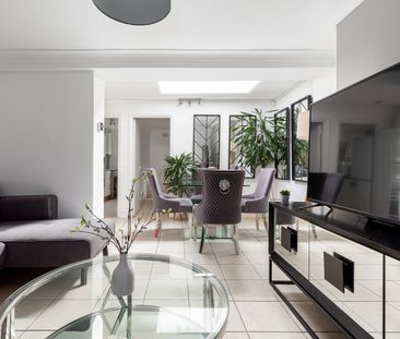 2 Bed Flat, Clapham Road, SW9 - Photo 2