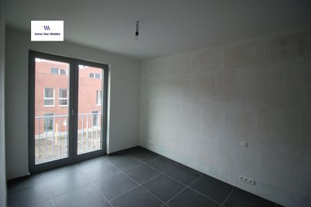 2 slaapkamer nieuwbouwappartement nabij centrum - Photo 2