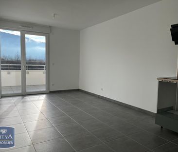 Location Appartement 2 pièces 40m² ST MARTIN D HERES 38400 - Photo 1
