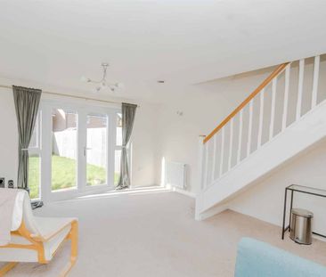 Hallum Way, Hednesford, Cannock - Photo 2