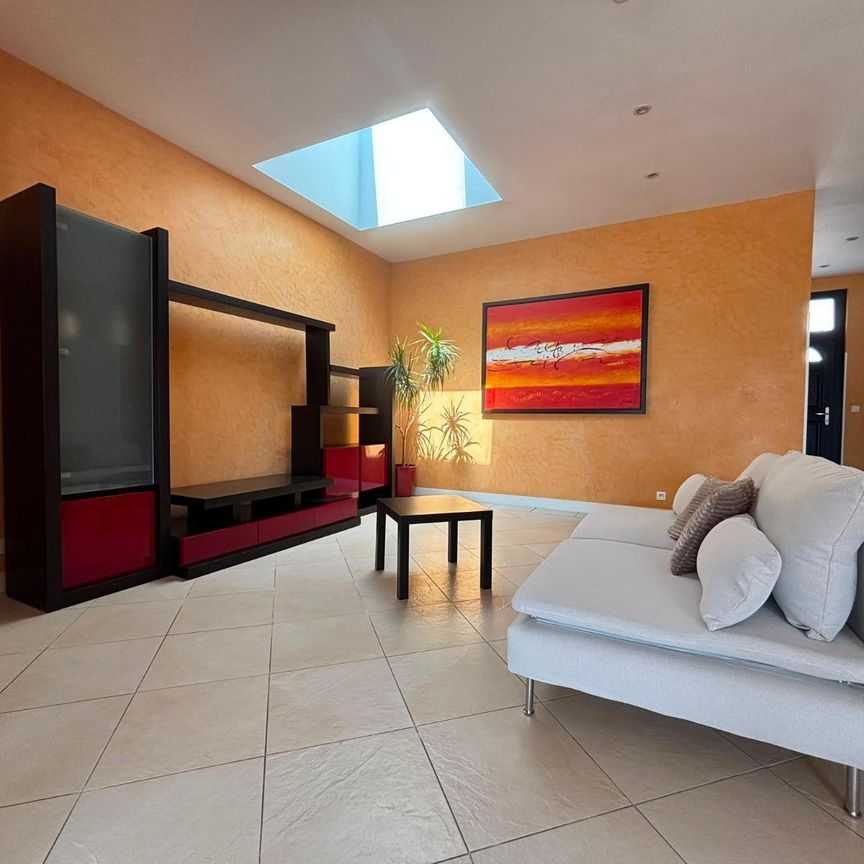 Location Maison 4 pièces 120m² BORDEAUX 33000 - Photo 1