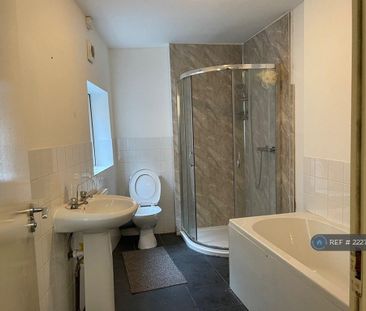 5 bedroom terraced house to rent - Photo 4