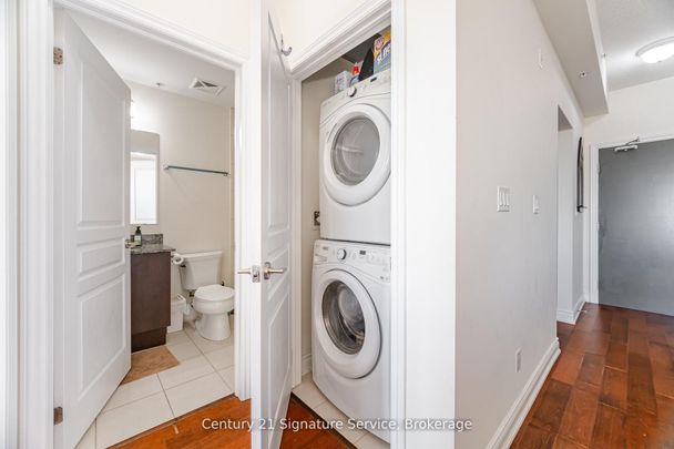 For Lease - 3170 Erin Mills Parkway Unit# 401, Mississauga, Ontario - Photo 1