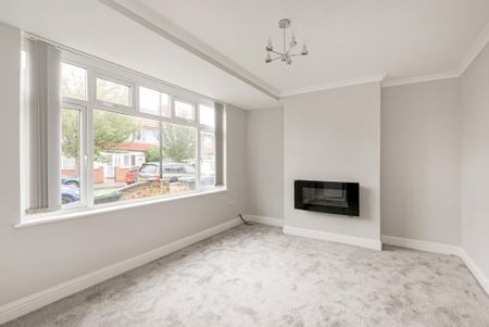 4 bedroom terraced house to rent - Photo 2