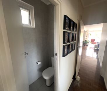 Bondi Beach - Photo 4