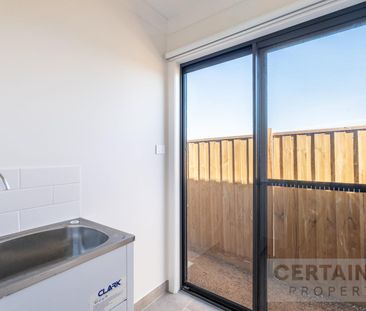 Enjoy Easy Living in This Brand-New Brookfield Home - Photo 6