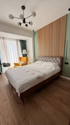 Apartament 3 camere | Panoramic City Views | Central & Quiet - Photo 1