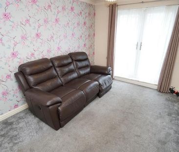 5 bedroom semi-detached house to rent - Photo 3