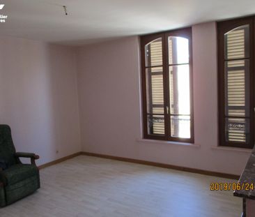 VOUZIERS, un appartement de type F2 au 2ème étage - Photo 1