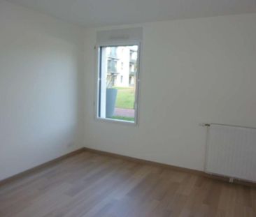 Location Appartement 3 pièces 59m² ST CYR SUR LOIRE 37540 - Photo 2