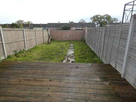 Elm Road, Thetford, IP24 - Photo 2