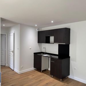 Location Appartement 2 pièces 48m² MONTAUBAN 82000 - Photo 2