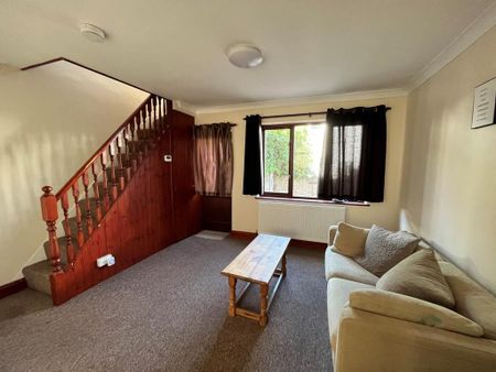 3 bedroom terraced house to rent - Photo 4