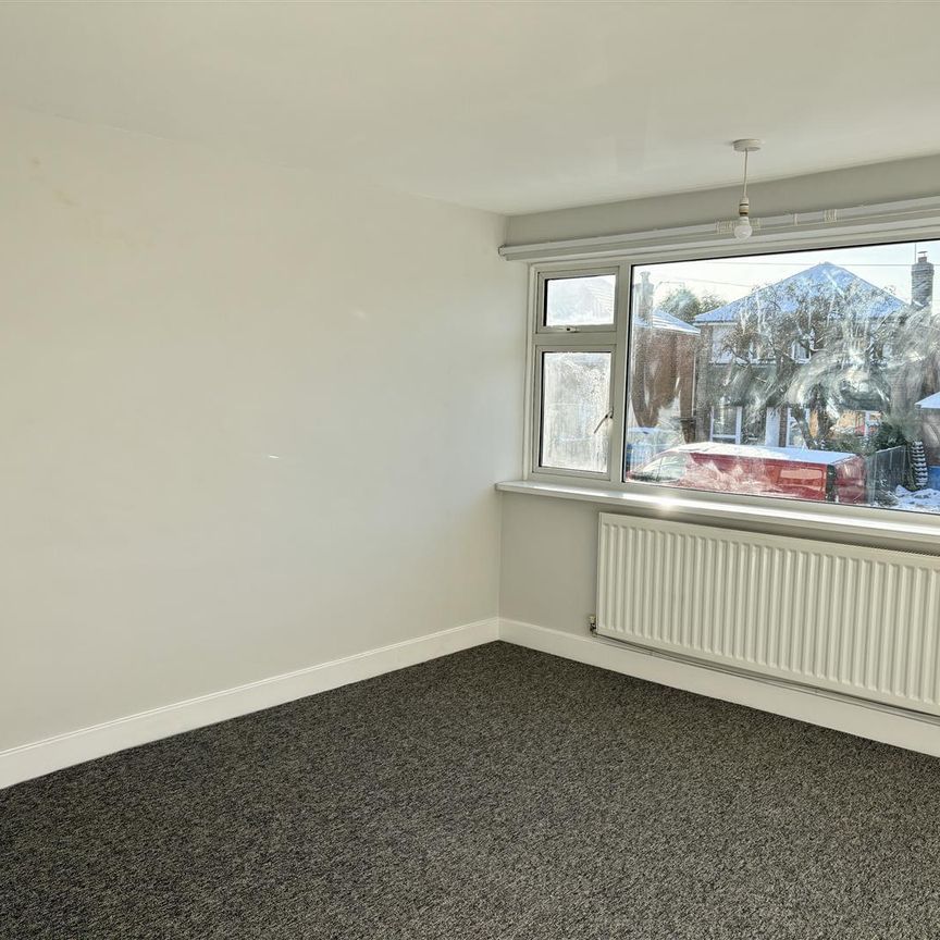 Rosslyn Road, Whitwick - Photo 1