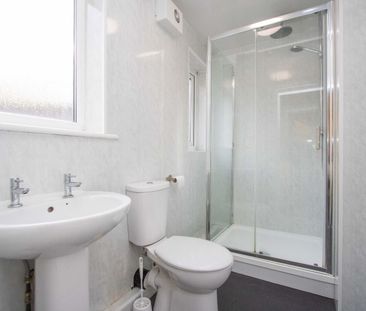 Glens Flats, High Pittington, Durham - Photo 4