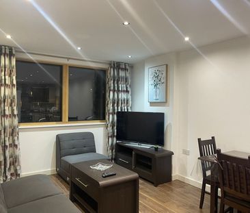 1 Bed Flat, Craven Park, NW10 - Photo 3