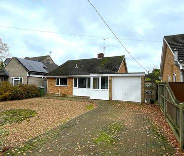 3 bedroom detached bungalow to rent - Photo 1