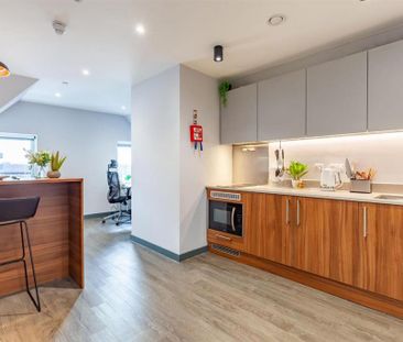 Studio to rent - Photo 2