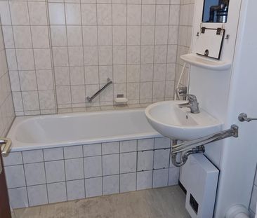 Duisburg-Marxloh, 3-Zimmer-Wohnung mit Potenzial zu vermieten! 1 Ne... - Photo 5