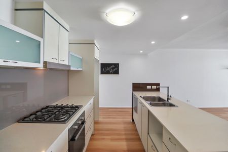 606/6 Exford Street, Brisbane City - Photo 4