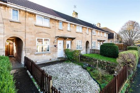 2 bedroom terraced house to rent - Photo 4