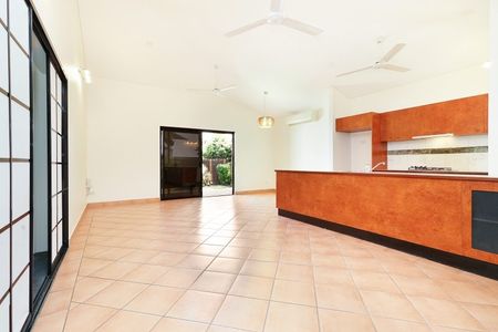 TROPICAL LIFESTYLE AT YOUR DOORSTOP - Photo 5