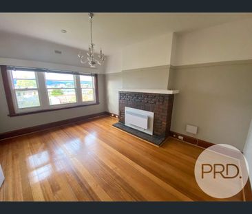 7 Joynton Street, New Town, Tas 7008 - Photo 4
