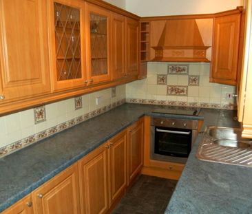 17 Pomona Avenue, BT43AL, Belfast - Photo 2