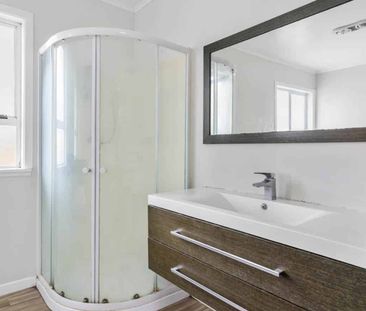 Traditional 3 Bedroom Family Home - Photo 3