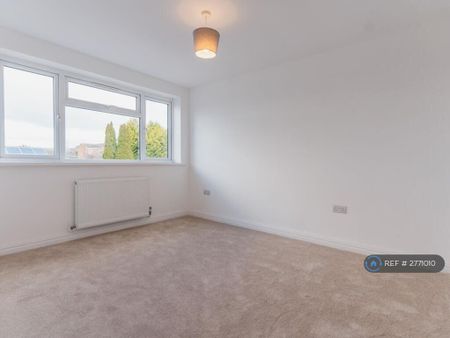 4 bedroom detached house to rent - Photo 5