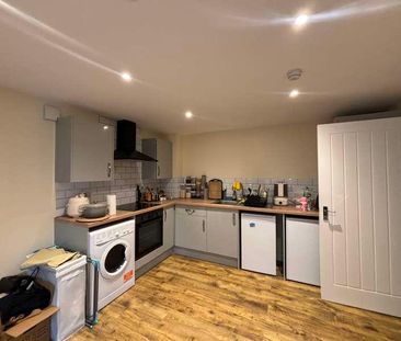 Kisar Court, Salisbury Street, SO15 - Photo 5