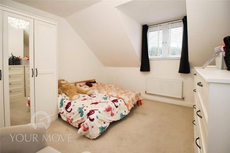 4 bedroom semi-detached house to rent - Photo 3