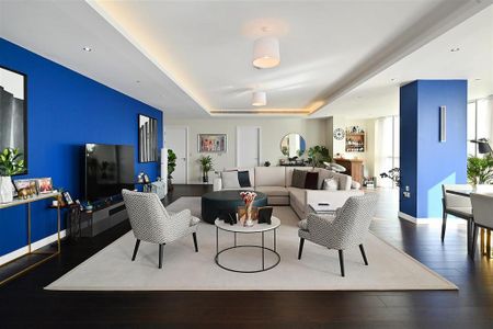 3 bedroom flat to rent - Photo 4