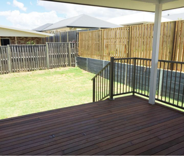 17 Apple Berry Avenue, Coomera, QLD - Photo 3