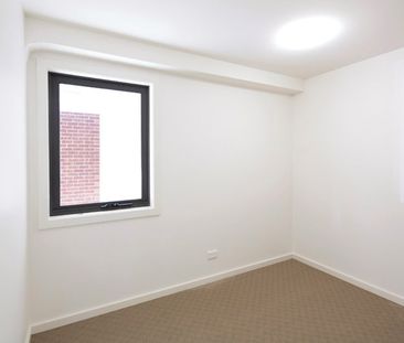 DOUBLE STORY 1 BEDROOM APARTMENT NEAR MONASH UNI! - Photo 1