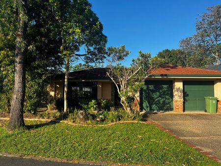 1 Swansdale Close, 4211, Nerang Qld - Photo 3